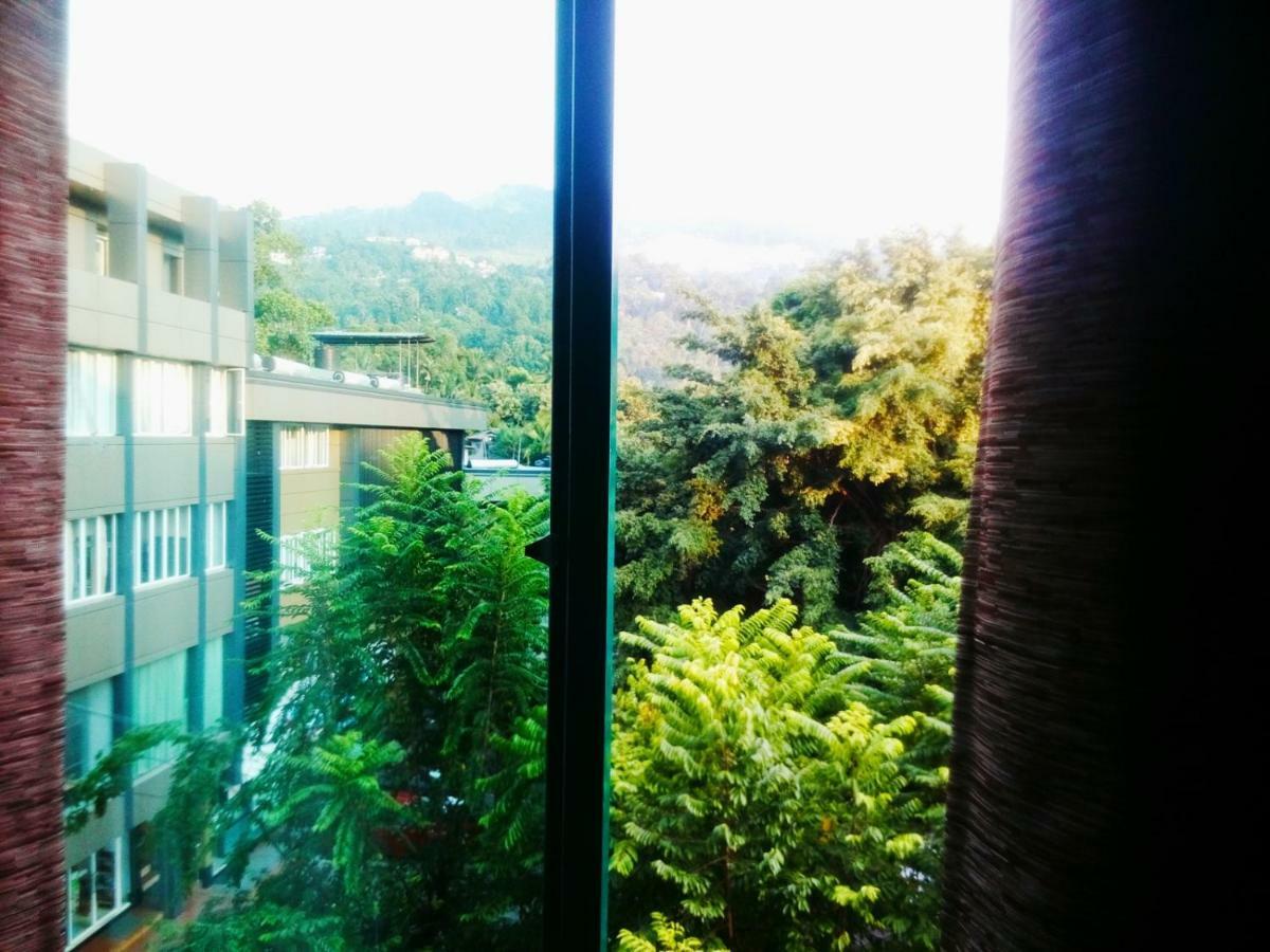 The Royal Mall Kandy Exteriör bild